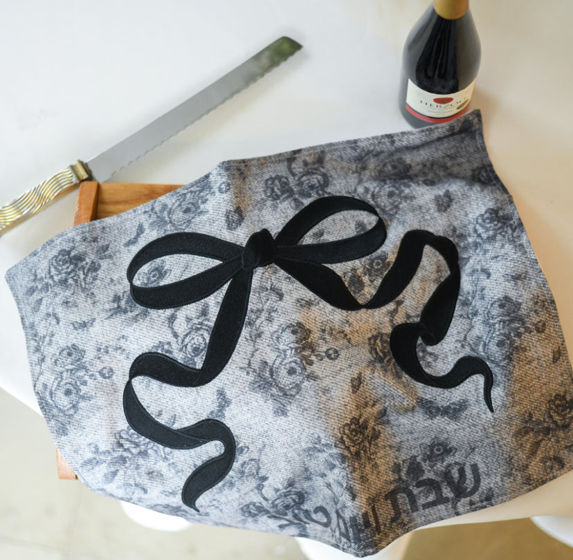 Black Floral Bow Challa Cover